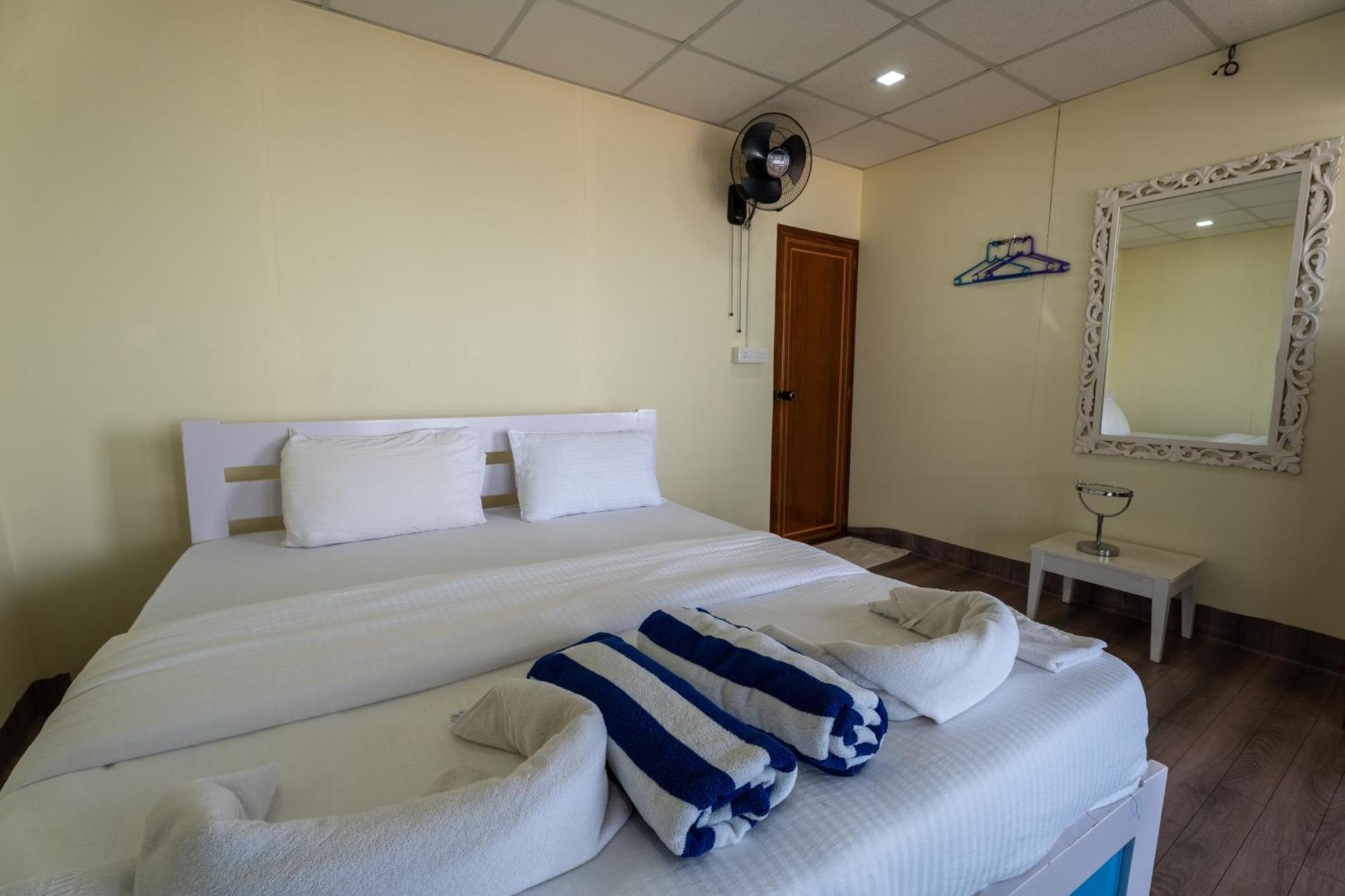 The Tito'S Blue Sky Beach Resort อากอนดา ภายนอก รูปภาพ