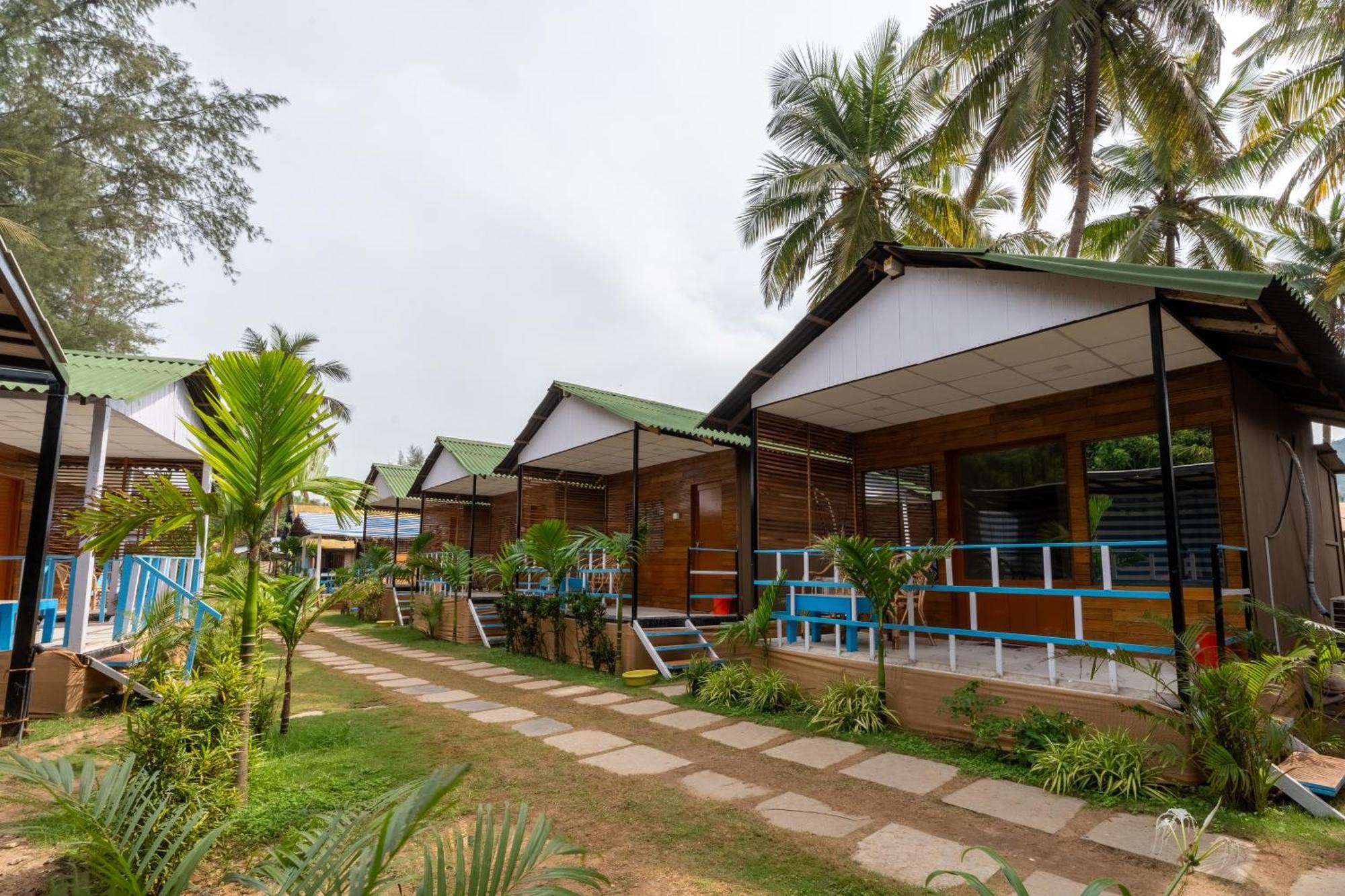 The Tito'S Blue Sky Beach Resort อากอนดา ภายนอก รูปภาพ